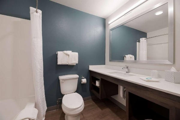 WoodSpring Suites Phoenix-Deer Valley image 32